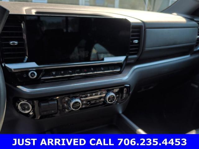 2025 GMC Sierra 2500HD 4WD Crew Cab Standard Bed SLT
