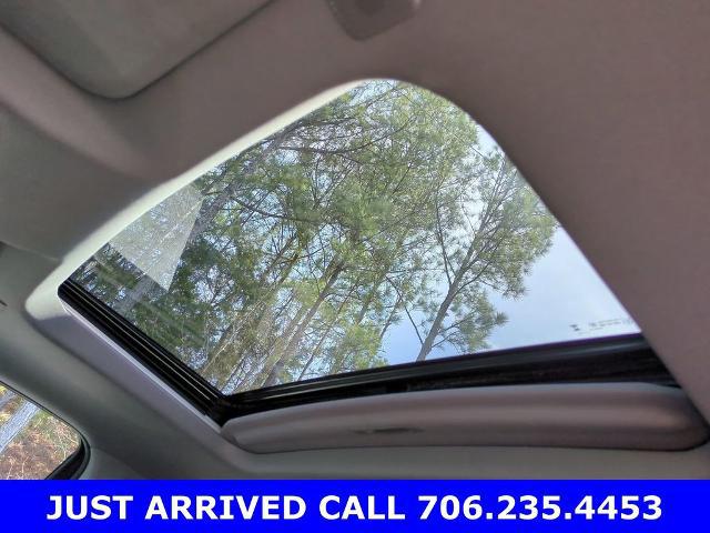2025 GMC Sierra 2500HD 4WD Crew Cab Standard Bed SLT