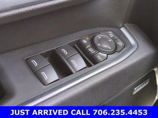 2025 GMC Sierra 2500HD 4WD Crew Cab Standard Bed SLT