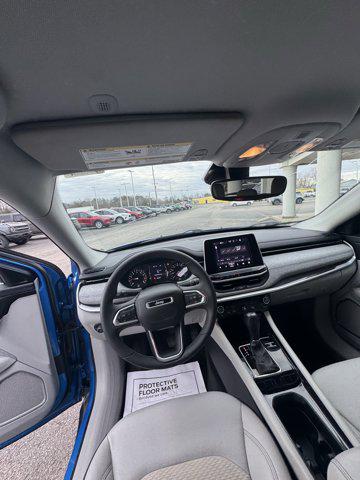 2022 Jeep Compass Latitude FWD