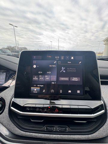 2022 Jeep Compass Latitude FWD