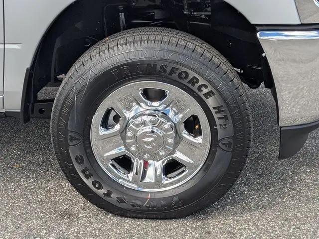 2026 Ram 2500 Tradesman Crew Cab 4x4 64 Box