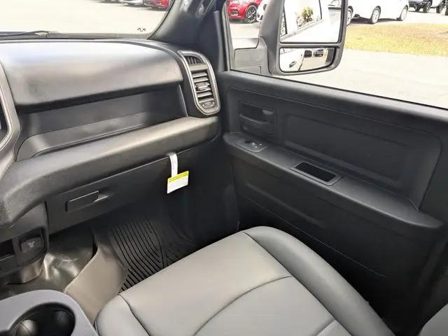 2026 Ram 2500 Tradesman Crew Cab 4x4 64 Box