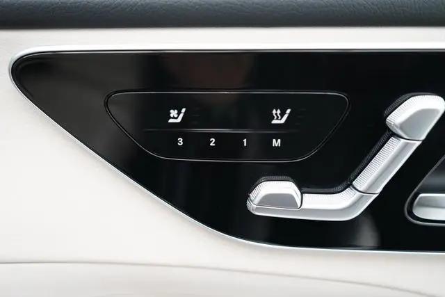 2025 Mercedes-Benz C-CLASS C 300 C 300