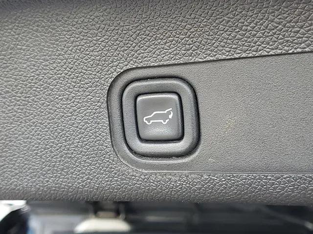 2012 GMC Yukon Denali