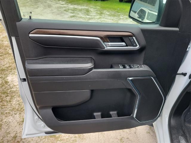 2023 Chevrolet Silverado 1500 2WD Crew Cab Short Bed LT