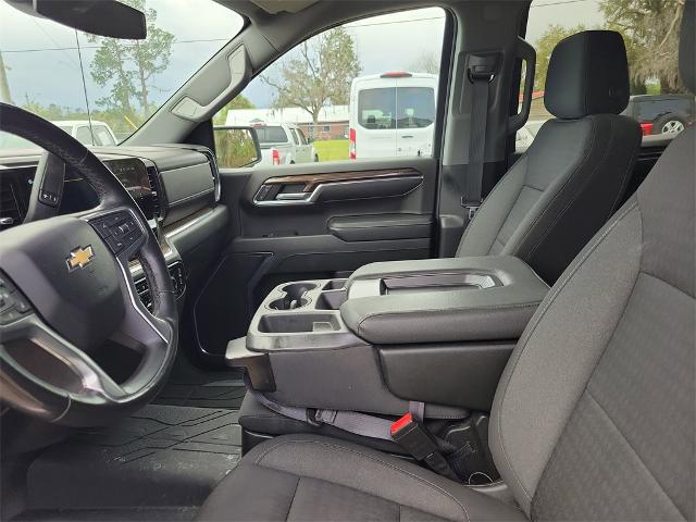 2023 Chevrolet Silverado 1500 2WD Crew Cab Short Bed LT