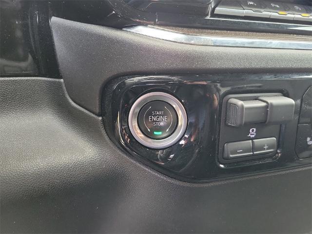 2023 Chevrolet Silverado 1500 2WD Crew Cab Short Bed LT