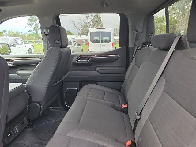 2023 Chevrolet Silverado 1500 2WD Crew Cab Short Bed LT