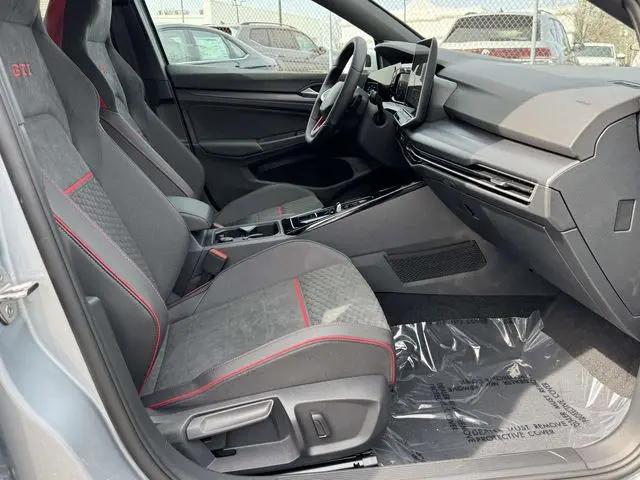 2026 Volkswagen Golf GTI SE