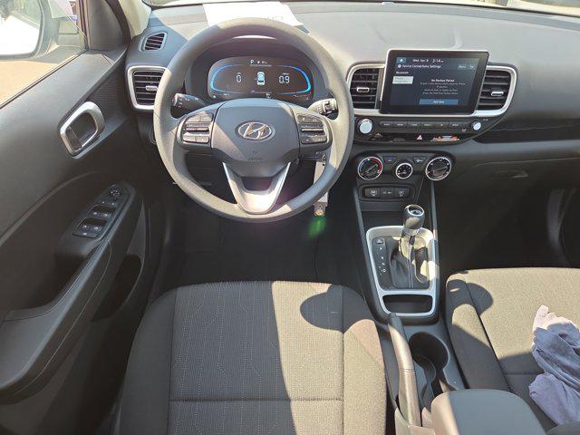 2026 Hyundai Venue SE - Photo 7