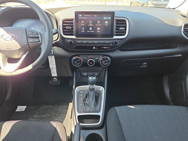 2026 Hyundai Venue SE - Photo 10
