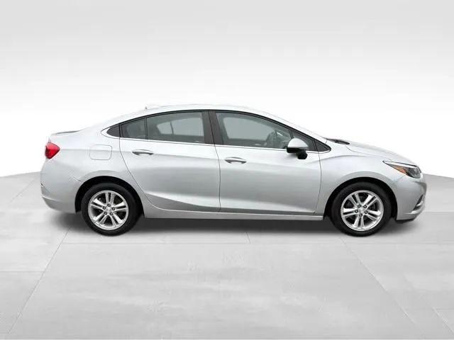 2016 Chevrolet Cruze LT Auto