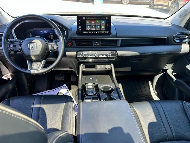 2023 Honda Pilot AWD Elite