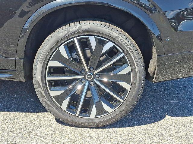 2026 Volvo XC90 Plus, B6 AWD Gas (mild hybrid), Gasoline, Bright, 7 Seats