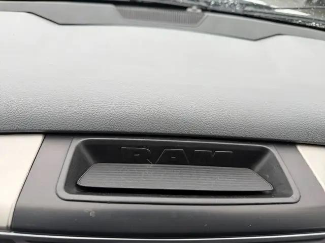 2018 Ram 1500 SLT