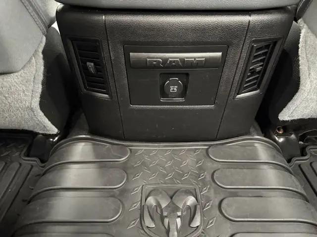 2018 Ram 1500 SLT