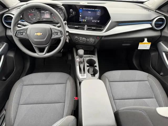 2026 Chevrolet Trax FWD LS