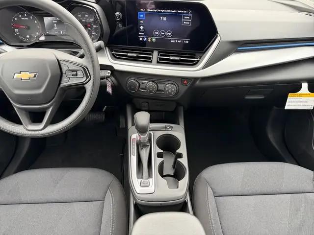 2026 Chevrolet Trax FWD LS