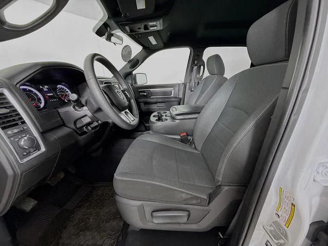 2024 Ram 1500 Classic Warlock Crew Cab 4x4 5'7" Box