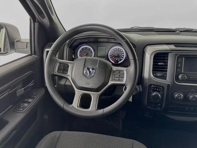 2024 Ram 1500 Classic Warlock Crew Cab 4x4 5'7" Box