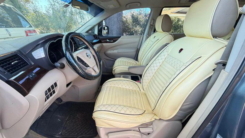 2011 Nissan Quest SV