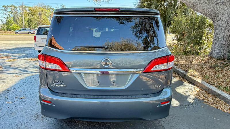 2011 Nissan Quest SV