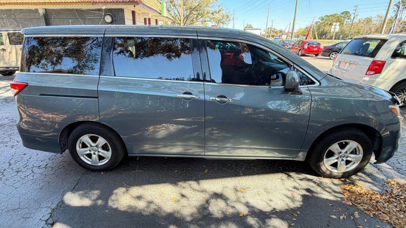 2011 Nissan Quest SV