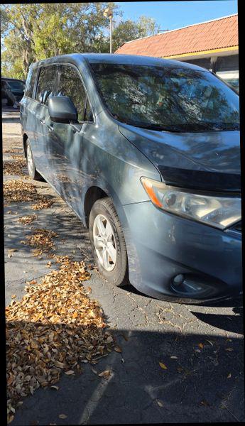 2011 Nissan Quest SV