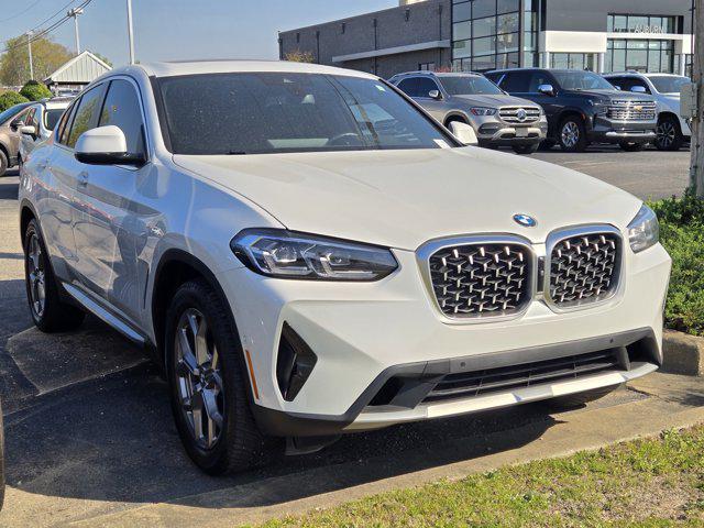 2022 BMW X4 xDrive30i