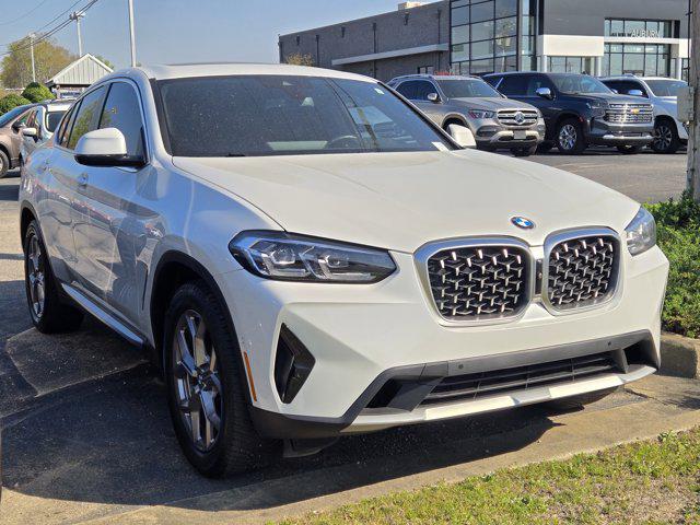 2022 BMW X4 xDrive30i
