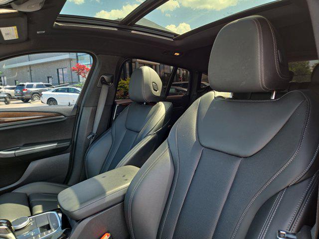 2022 BMW X4 xDrive30i