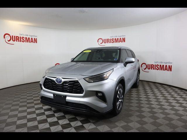 2023 Toyota Highlander Hybrid XLE
