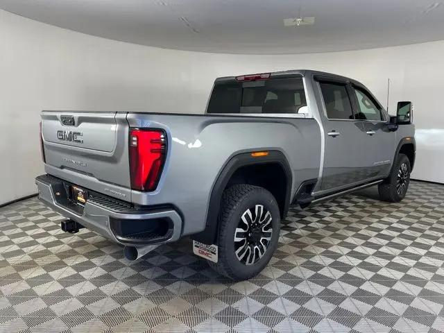 2026 GMC Sierra 2500HD Crew Cab, Standard Bed, Denali Ultimate, 4WD