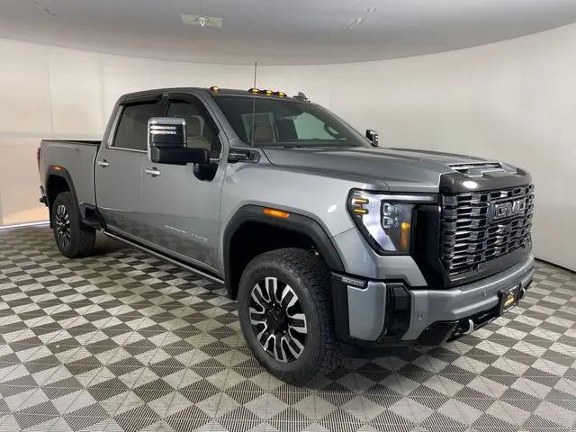 2026 GMC Sierra 2500HD Crew Cab, Standard Bed, Denali Ultimate, 4WD