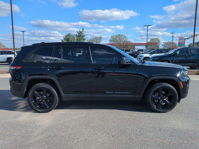2023 Jeep Grand Cherokee Altitude 4x4 2023 Jeep Grand Cherokee Altitude 4x4