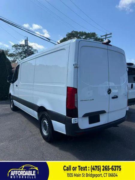 2022 Mercedes-Benz Sprinter 1500 Standard Roof I4