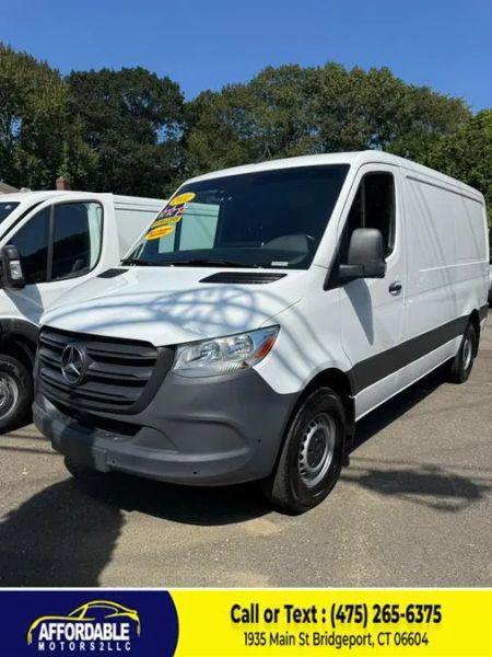 2022 Mercedes-Benz Sprinter 1500 Standard Roof I4