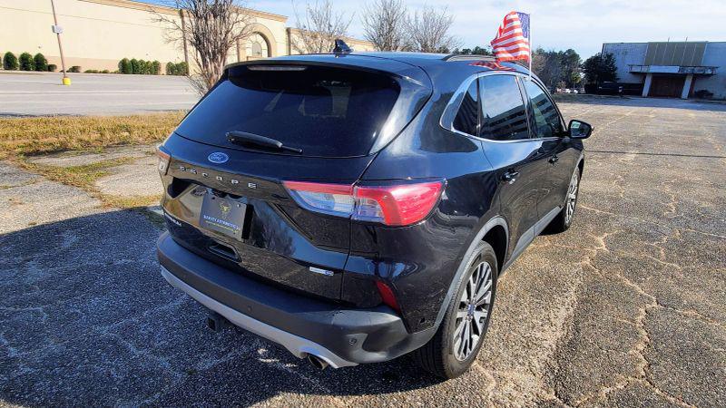 2020 Ford Escape Titanium