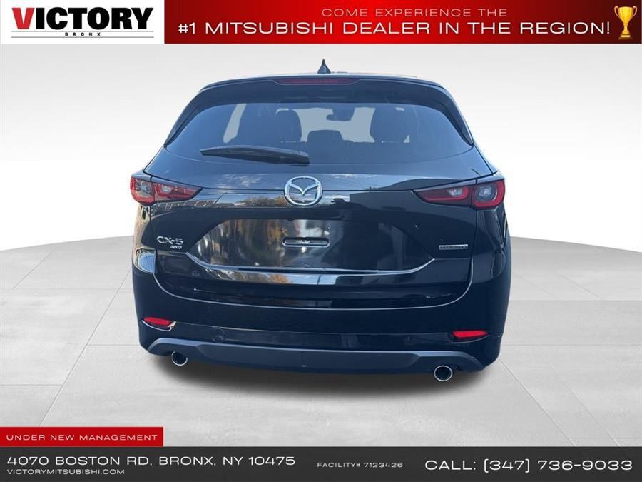 View vehicle photo 5