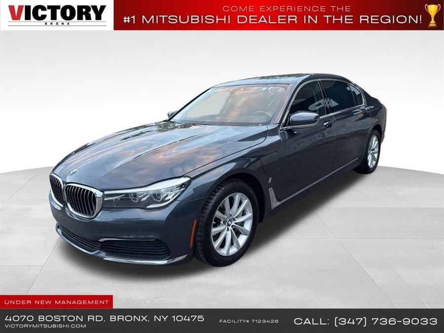 Arctic Gray Metallic 2019 BMW 7 Series 740e xDrive iPerformance AWD Sedan All-Wheel Drive 8-Speed Automatic