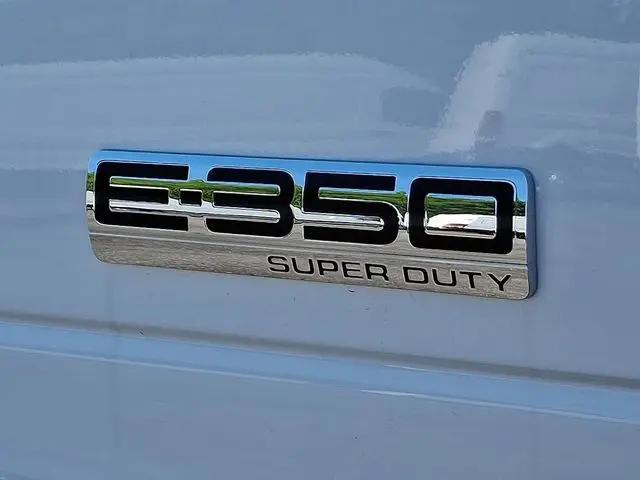 2027 Ford E-Series Cutaway E-Series Cutaway