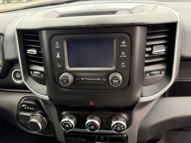 2022 Ram 1500 Big Horn Crew Cab 4x2 6'4" Box