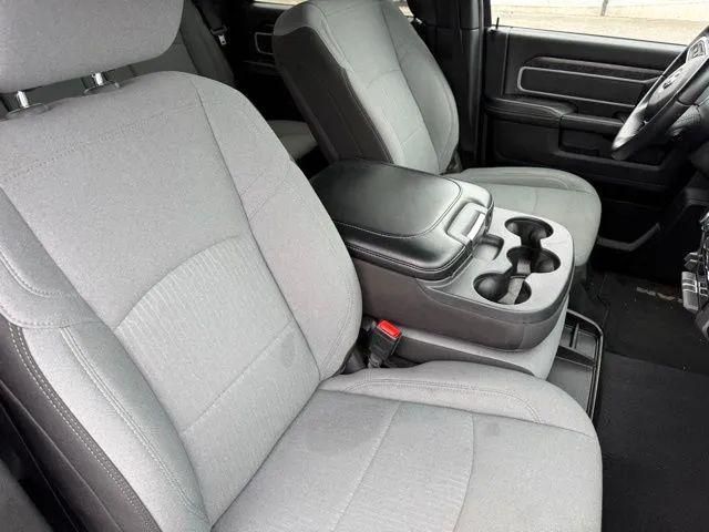 2024 Ram 2500 Big Horn Crew Cab 4x4 6'4" Box