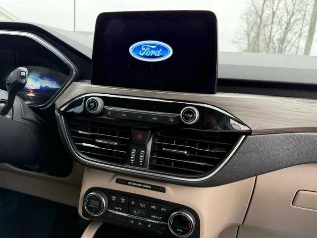 2020 Ford Escape Titanium