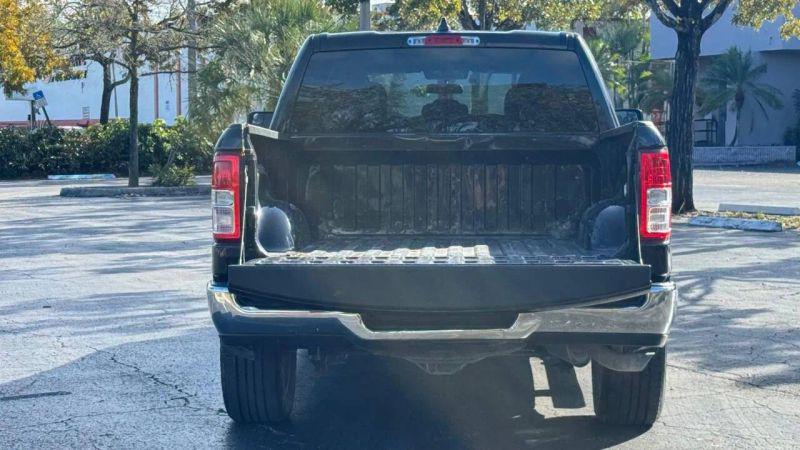 2022 Ram 1500 Big Horn Crew Cab 4x2 5'7" Box