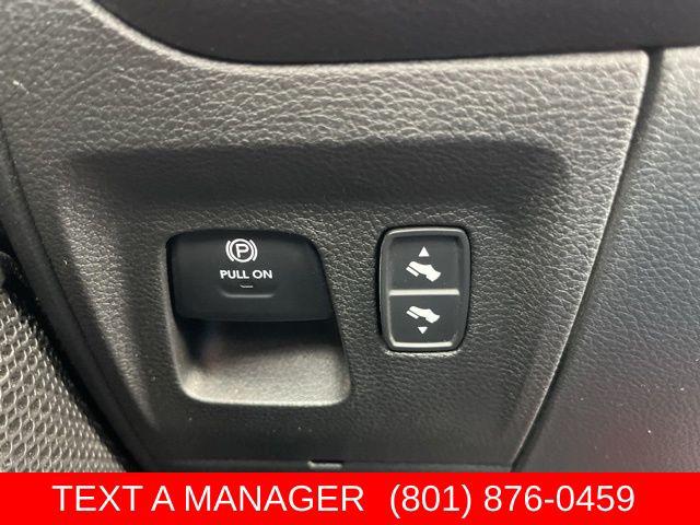 2025 Ram 1500 Big Horn Crew Cab 4x4 6'4" Box