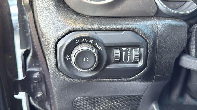 2020 Jeep Wrangler Sahara 4x4