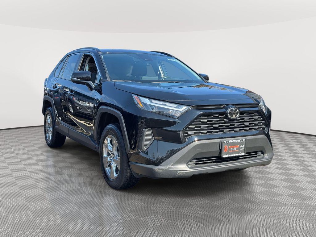 2024 Toyota RAV4 XLE FWD