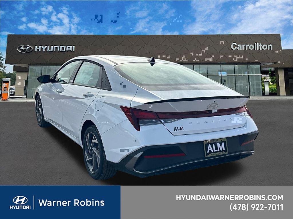 New 2025 White HYUNDAI SEL Sport image 6